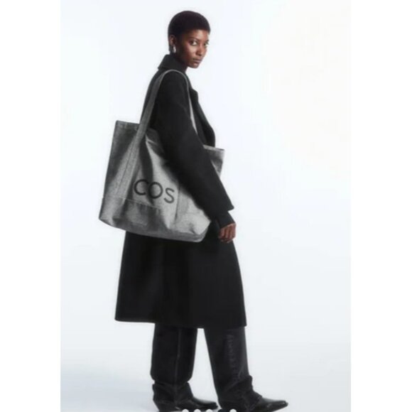 COS Tote Bag im UTILITY-Stil Canvas - Picture 13 of 14